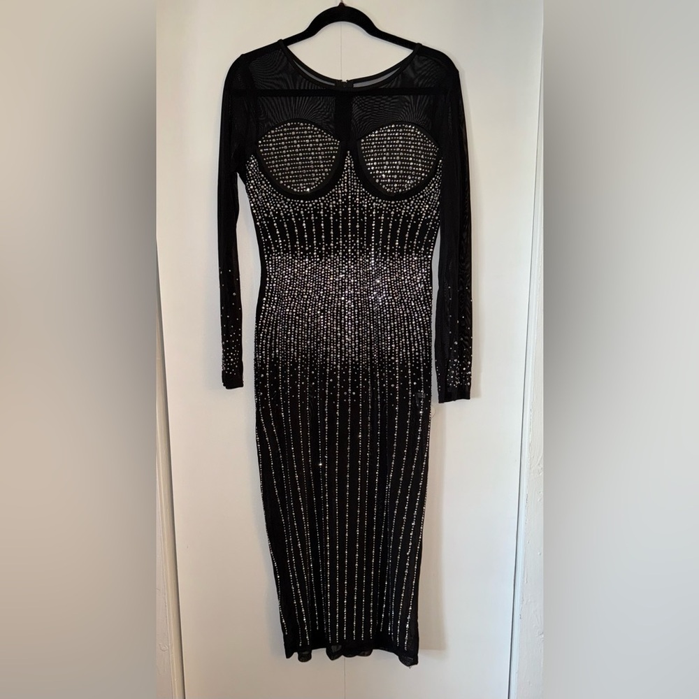 Women Sexy Rhinestone Long Sleeve Party Dress worn once. Stretchy and comfy.